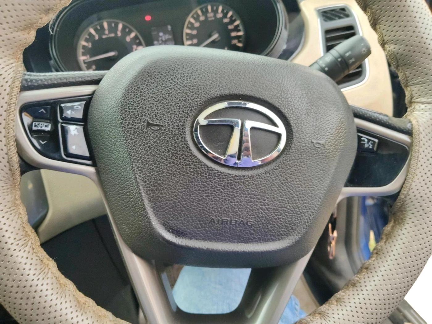 2015 Tata Zest XMS PETROL, Petrol, Manual, 1,21,734 km, interior