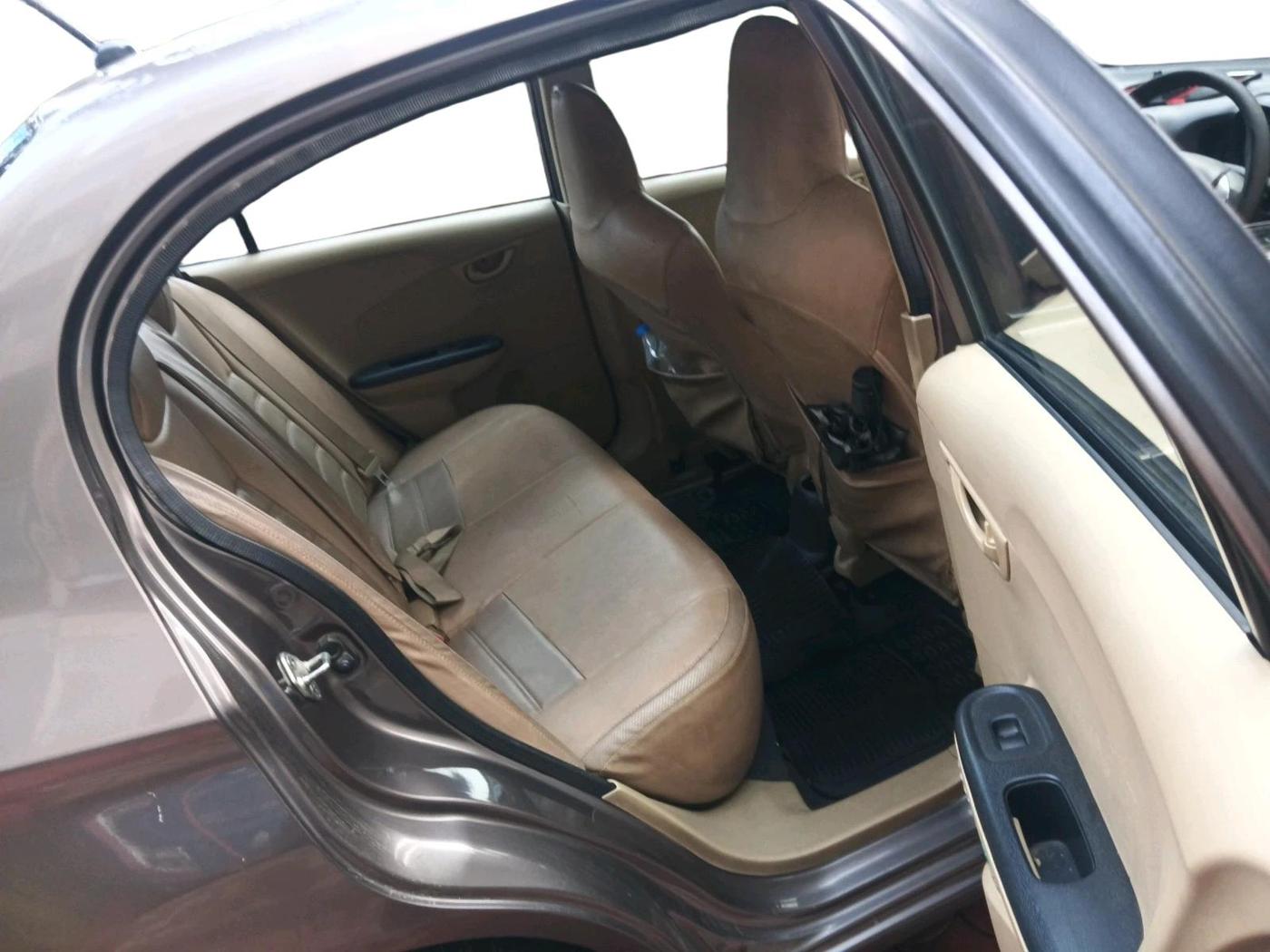 2014 Honda Amaze 1.2L I-VTEC S, Petrol, Manual, 94,815 km, interior