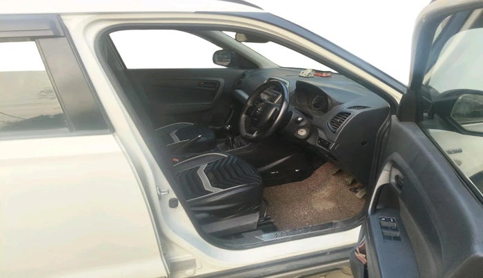 2018 Maruti Vitara Brezza VDI, Diesel, Manual, 28,917 km, interior