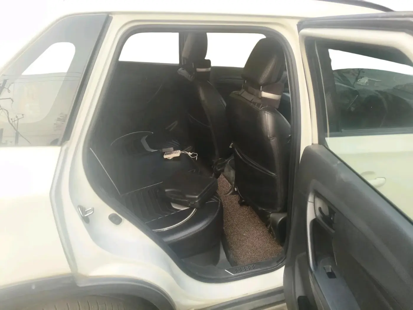 2018 Maruti Vitara Brezza VDI, Diesel, Manual, 28,917 km, interior