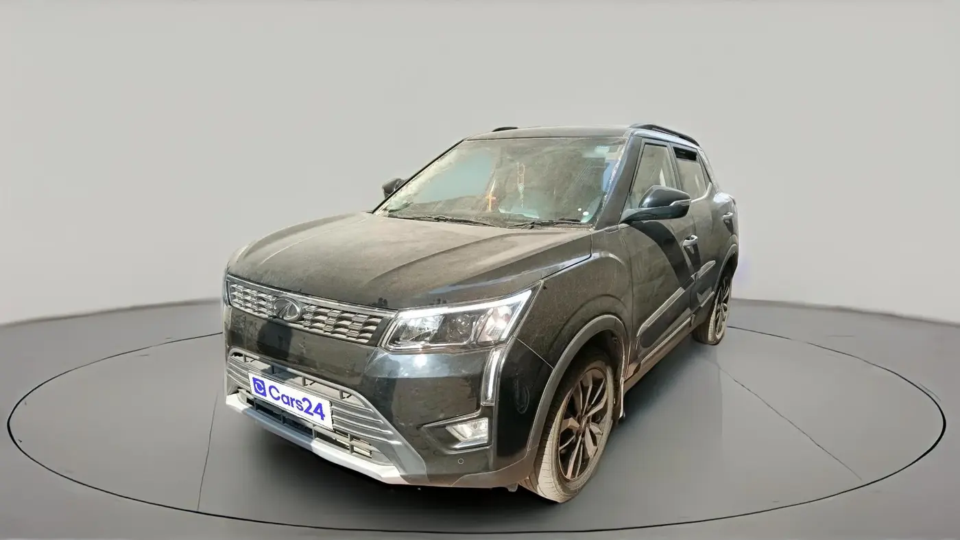 2022 Mahindra XUV300 W8 (O) 1.2 PETROL, Petrol, Manual, 22,308 km, exterior