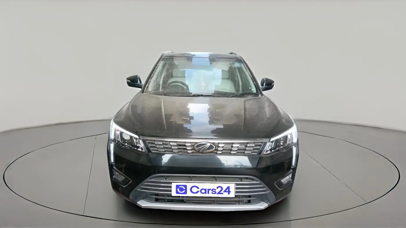 2022 Mahindra XUV300 W8 (O) 1.2 PETROL, Petrol, Manual, 22,308 km, exterior
