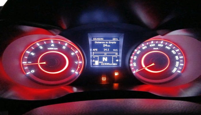 2022 Mahindra XUV300 W8 (O) 1.2 PETROL, Petrol, Manual, 22,308 km, interior
