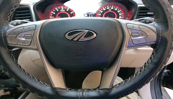 2022 Mahindra XUV300 W8 (O) 1.2 PETROL, Petrol, Manual, 22,308 km, interior