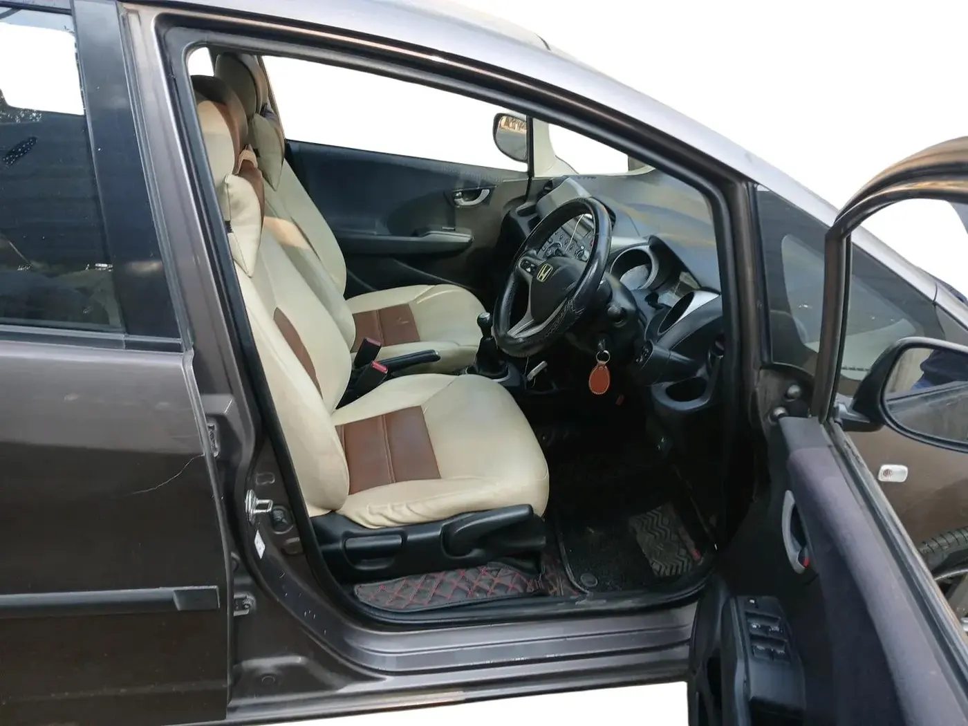 2012 Honda Jazz 1.2L I-VTEC X, Petrol, Manual, 76,557 km, interior