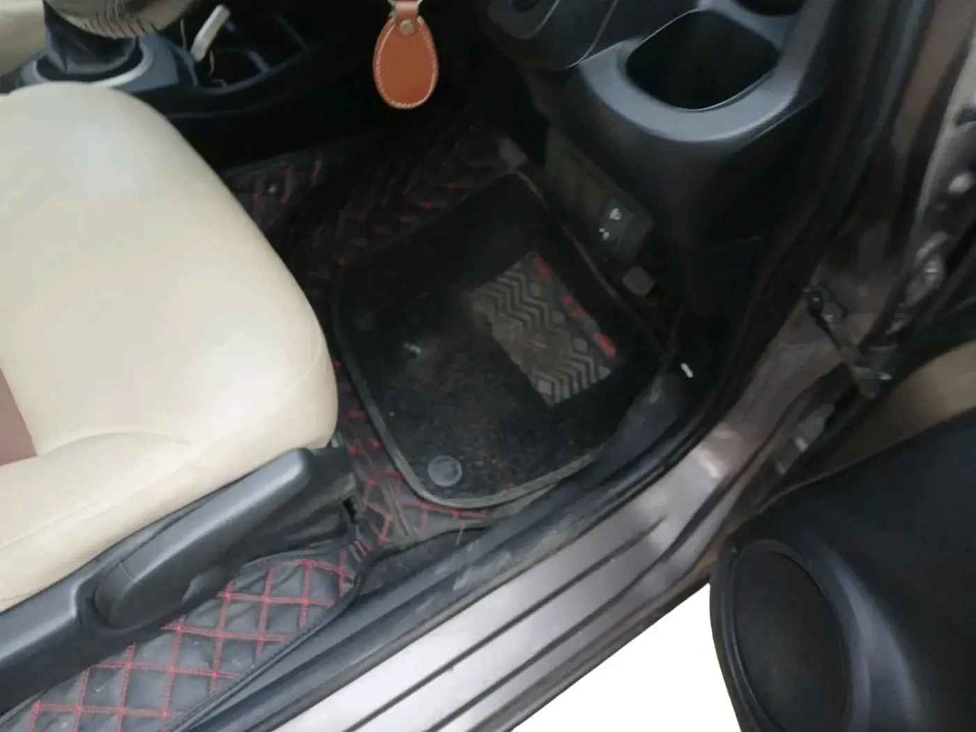 2012 Honda Jazz 1.2L I-VTEC X, Petrol, Manual, 76,557 km, interior