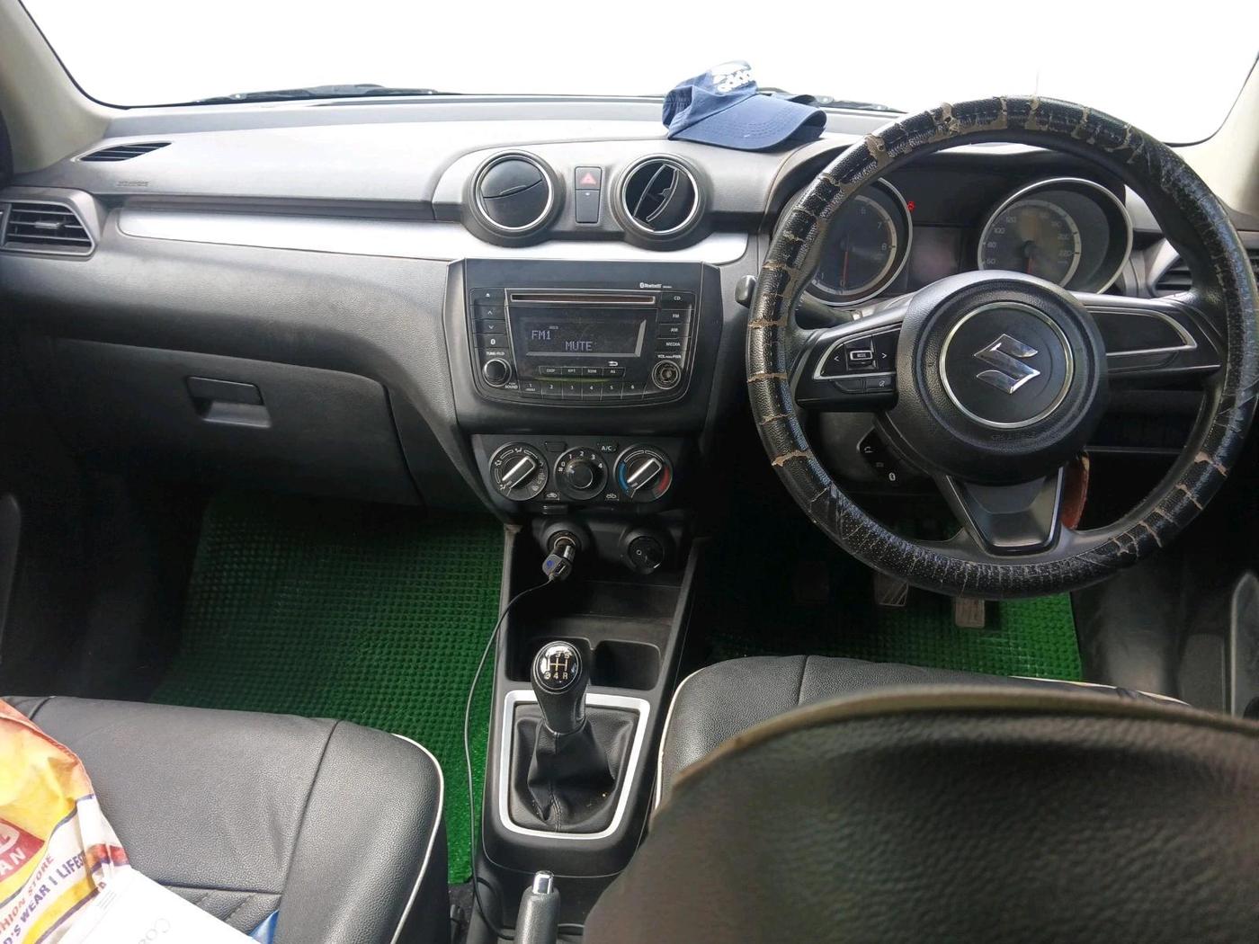 2020 Maruti Swift VXI, Petrol, Manual, 28,042 km, interior