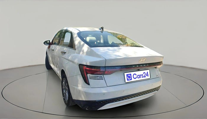 2024 Hyundai Verna SX(O) 1.5 MPI IVT , Petrol, Automatic, 4,687 km, exterior