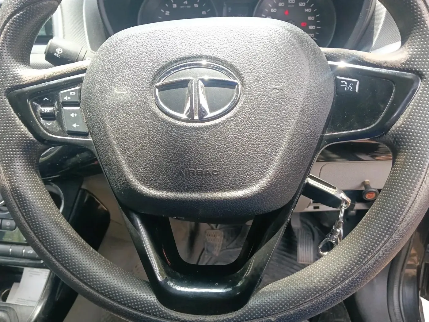 2019 Tata NEXON KRAZ MT PETROL, Petrol, Manual, 1,09,995 km, interior