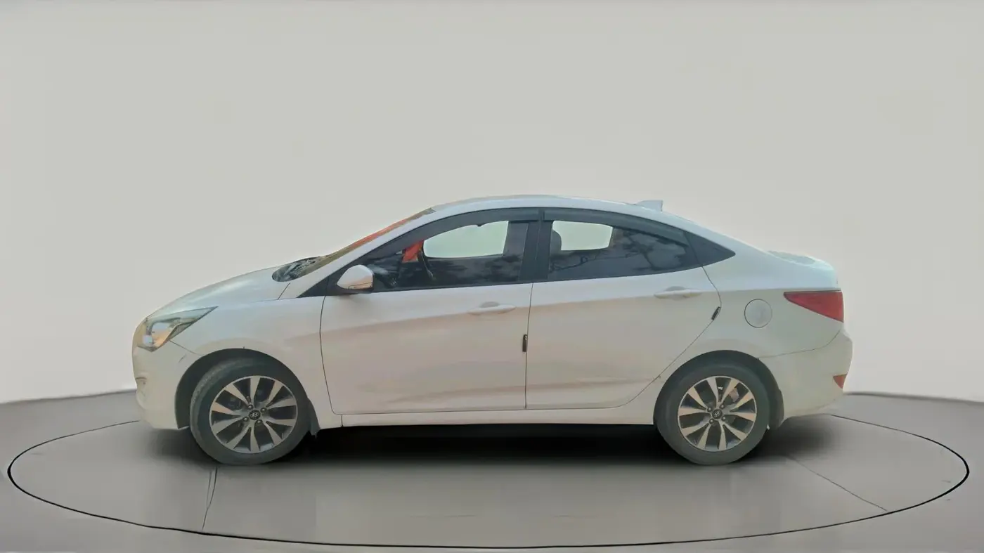 2016 Hyundai Verna 1.6 VTVT SX, Petrol, Manual, 1,05,147 km, exterior
