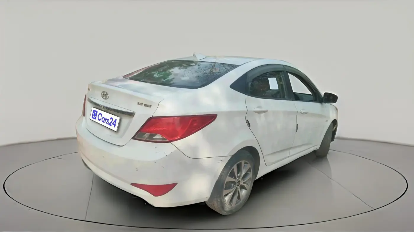 2016 Hyundai Verna 1.6 VTVT SX, Petrol, Manual, 1,05,147 km, exterior