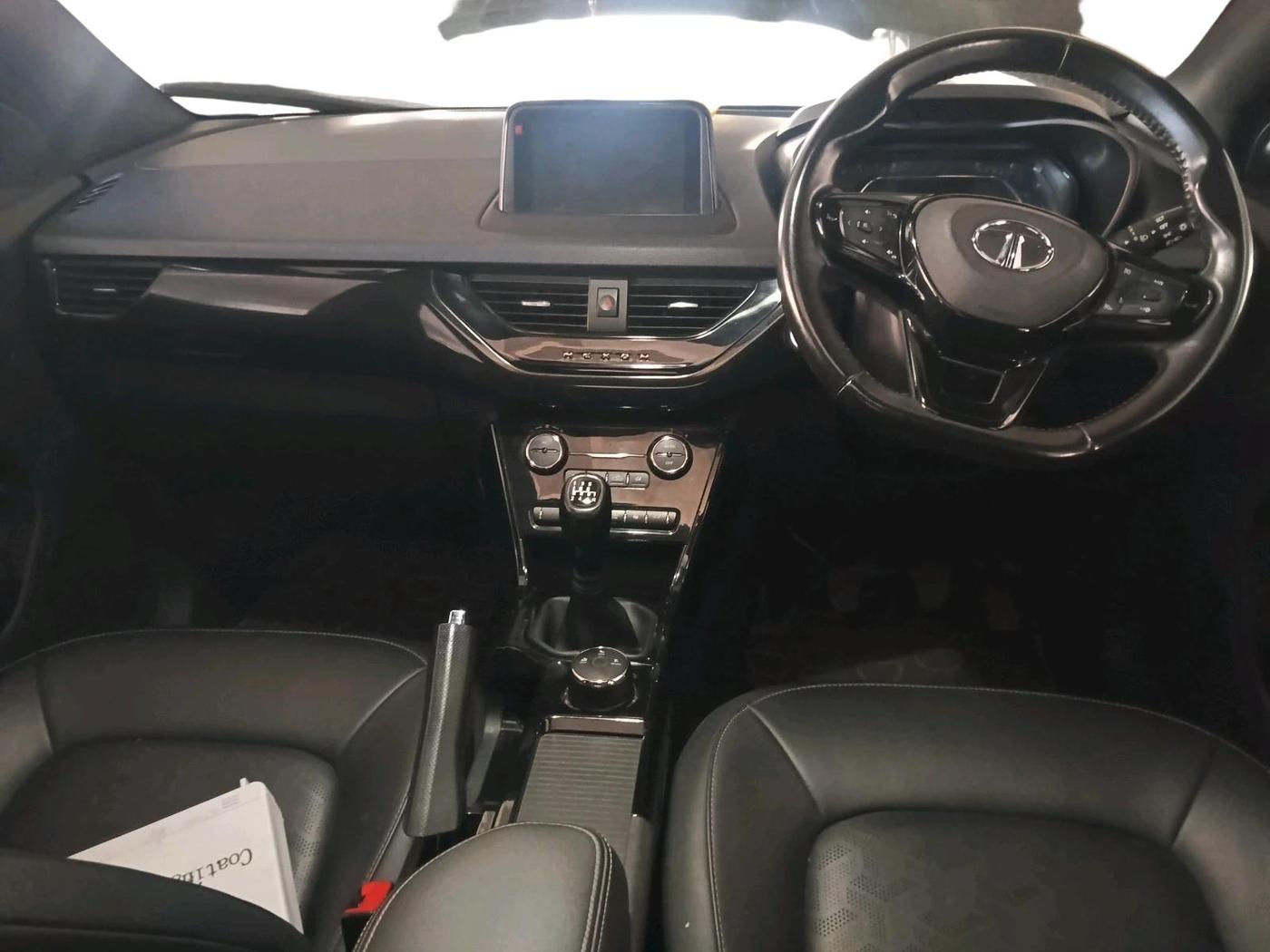 2022 Tata NEXON XZ PLUS (O) PETROL DARK EDITION, Petrol, Manual, 56,989 km, interior