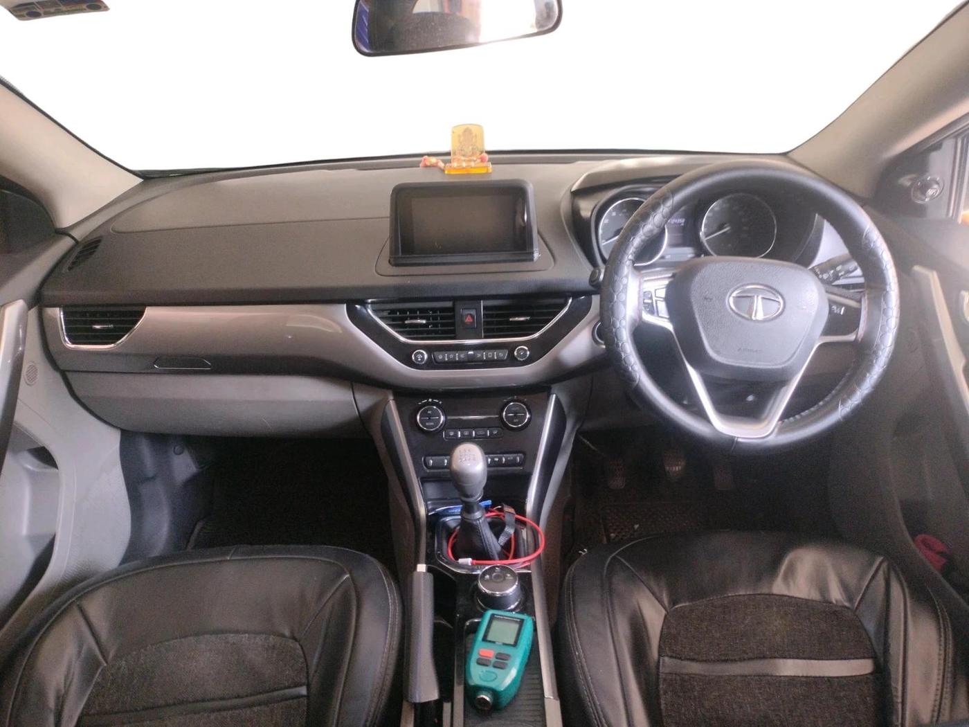 2018 Tata NEXON XZ PLUS PETROL, Petrol, Manual, 1,24,358 km, interior