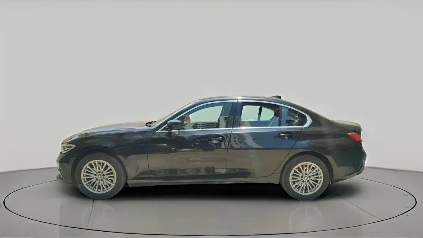 2020 BMW 3 Series 320d Luxury Line, Diesel, Automatic, 22,644 km, exterior