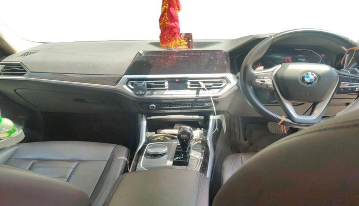 2020 BMW 3 Series 320d Luxury Line, Diesel, Automatic, 22,644 km, interior