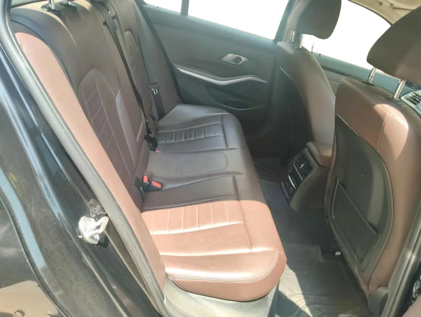 2020 BMW 3 Series 320d Luxury Line, Diesel, Automatic, 22,644 km, interior