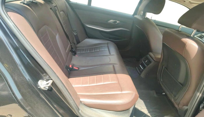 2020 BMW 3 Series 320d Luxury Line, Diesel, Automatic, 22,644 km, interior