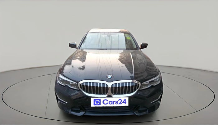 2019 BMW 3 Series 320d Luxury Line, Diesel, Automatic, 18,333 km, exterior