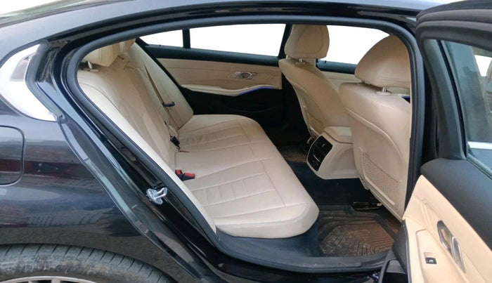 2019 BMW 3 Series 320d Luxury Line, Diesel, Automatic, 18,333 km, interior