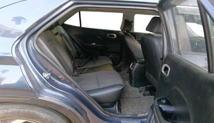 2019 Hyundai VENUE SX(O) 1.4 CRDI, Diesel, Manual, 1,25,829 km, interior