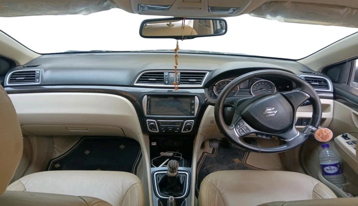 2015 Maruti Ciaz ZDI SHVS, Diesel, Manual, 1,21,876 km, interior