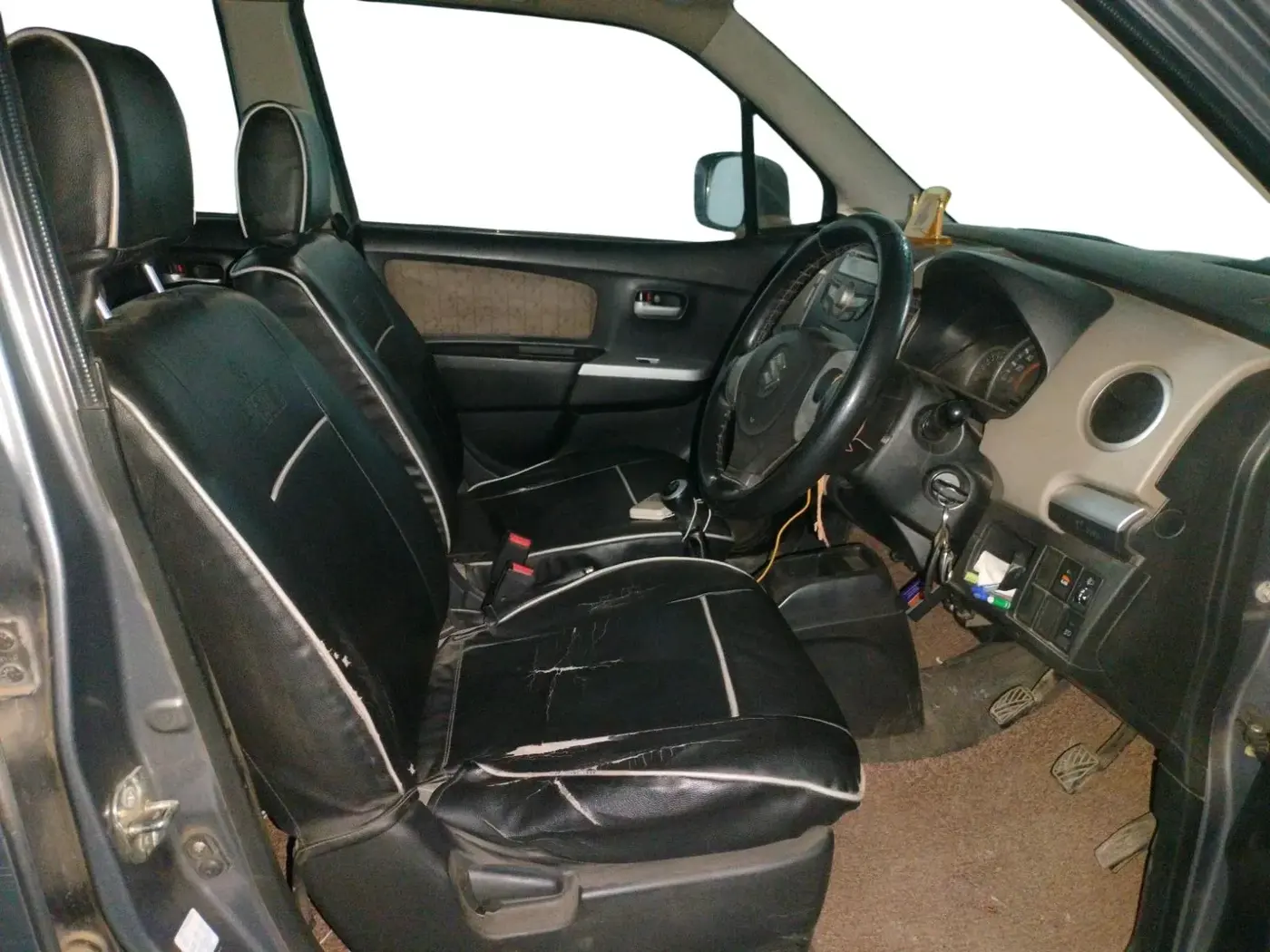 2014 Maruti Wagon R 1.0 VXI, Petrol, Manual, 75,700 km, interior