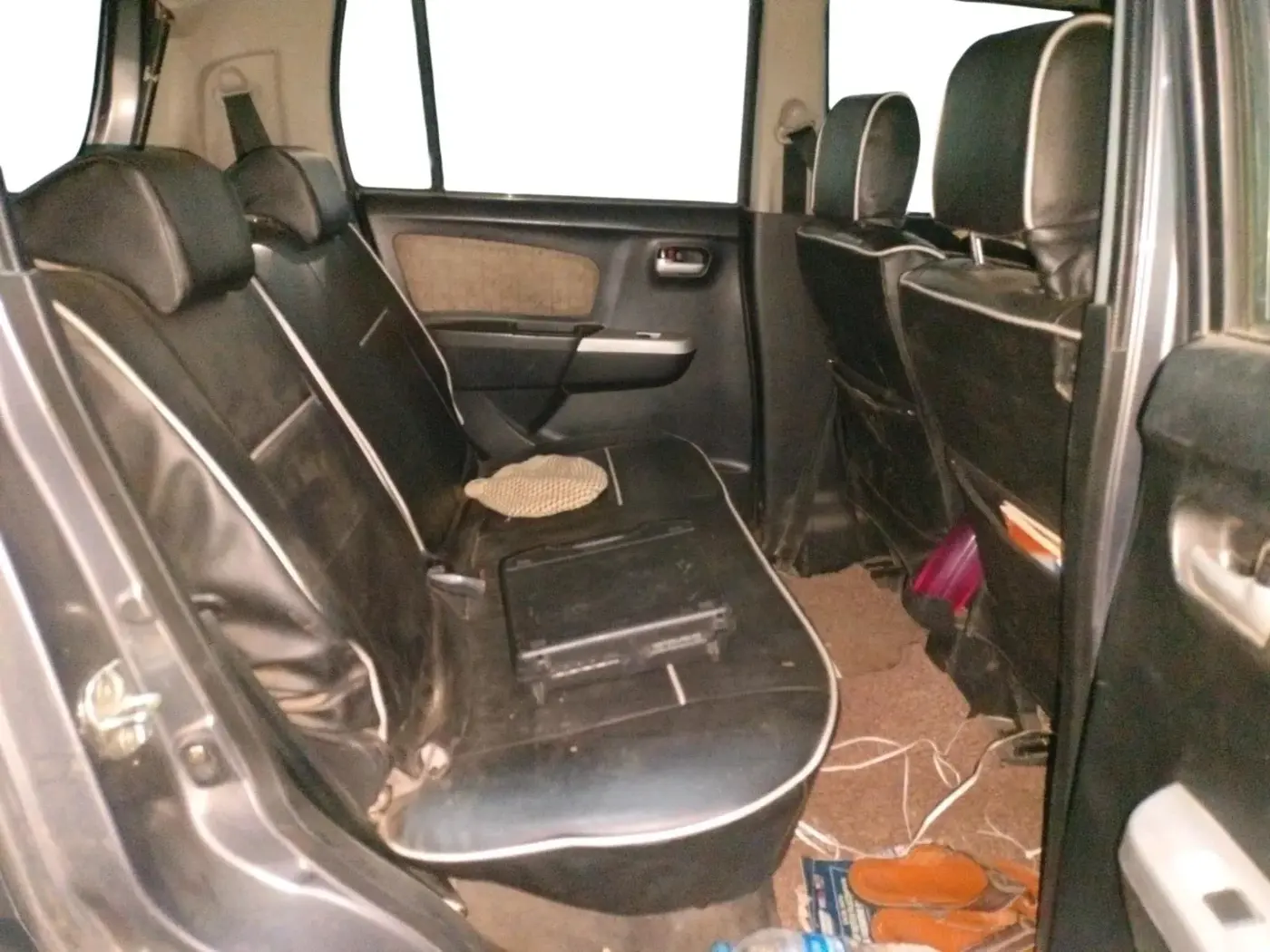 2014 Maruti Wagon R 1.0 VXI, Petrol, Manual, 75,700 km, interior