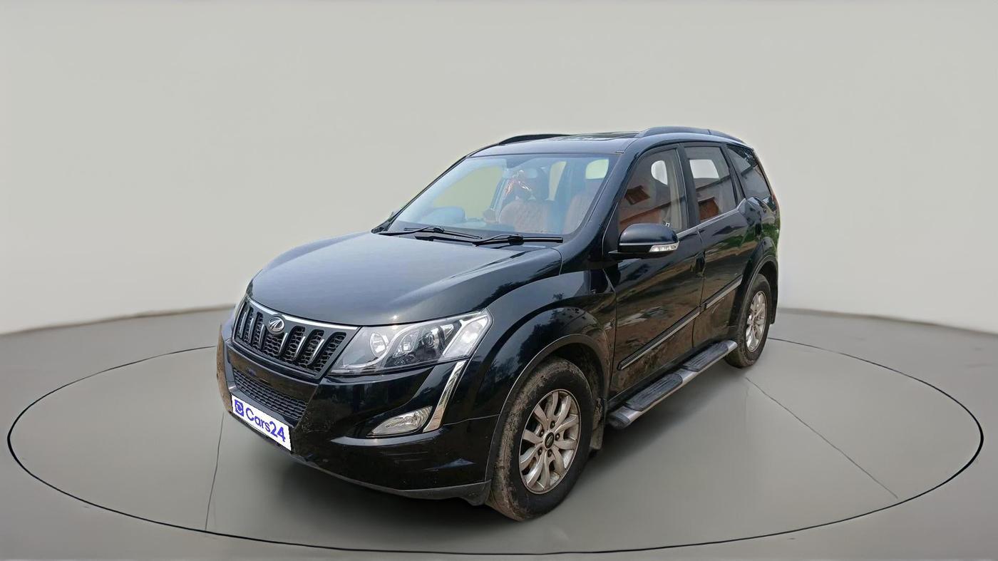 2016 Mahindra XUV500 W10 1.99, Diesel, Manual, 84,726 km, exterior