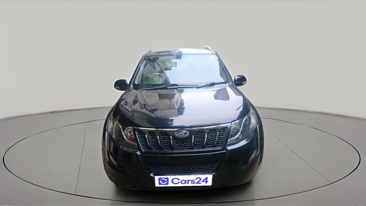2016 Mahindra XUV500 W10 1.99, Diesel, Manual, 84,726 km, exterior