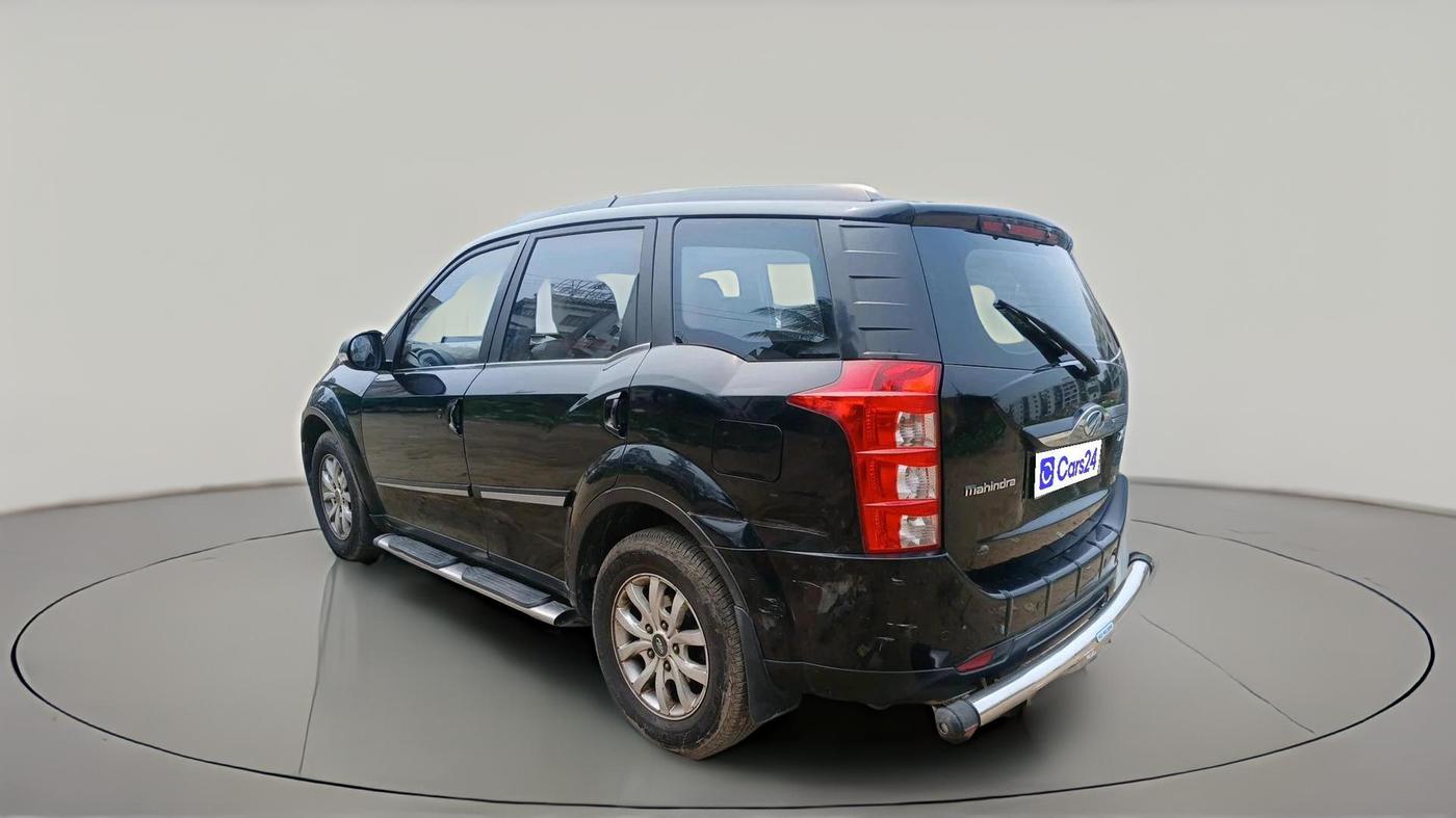 2016 Mahindra XUV500 W10 1.99, Diesel, Manual, 84,726 km, exterior