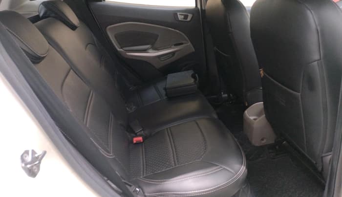 2014 Ford Ecosport TREND 1.5L DIESEL, Diesel, Manual, 1,21,048 km, interior