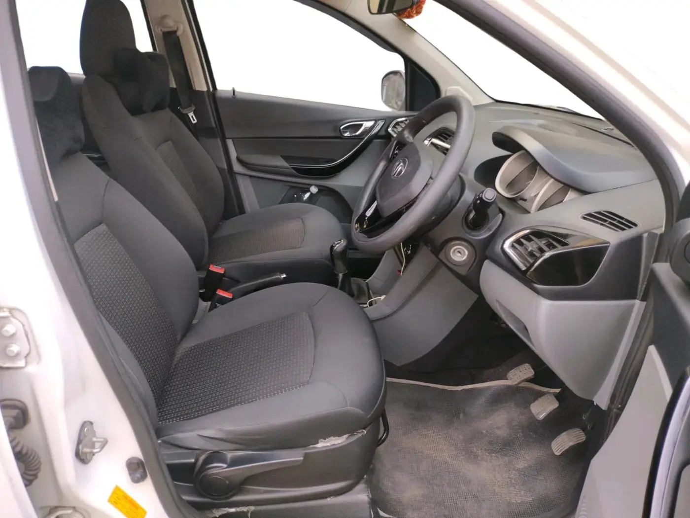 2017 Tata TIGOR XZ (O) PETROL, Petrol, Manual, 51,110 km, interior