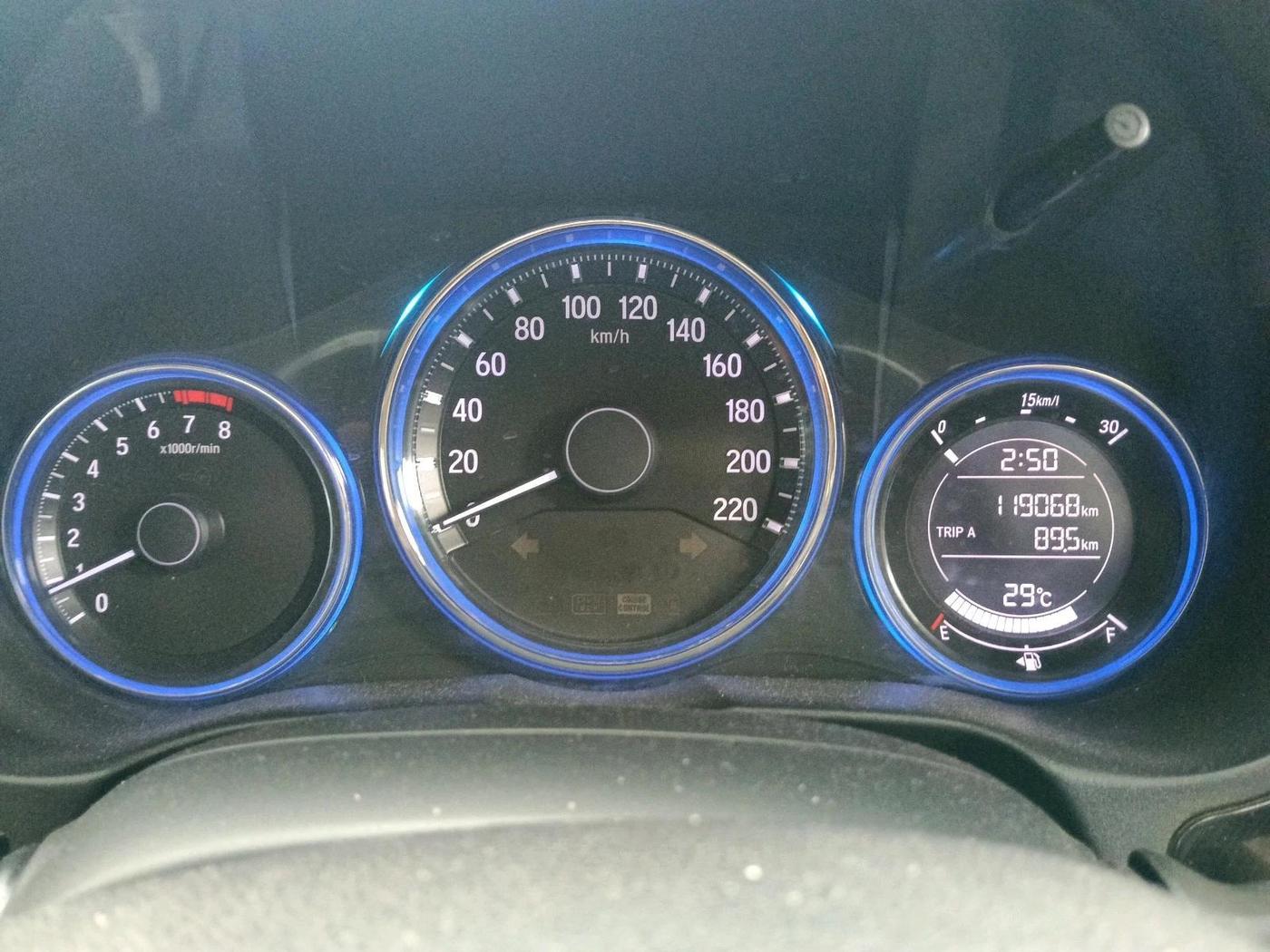 2015 Honda City 1.5L I-VTEC VX, Petrol, Manual, 1,19,068 km, interior