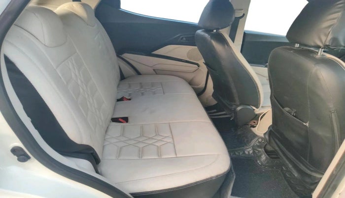 2023 Mahindra XUV300 W6 1.5 Sunroof Diesel, Diesel, Manual, 47,066 km, interior