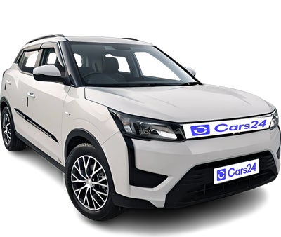 2023 Mahindra XUV300 - SUV - Diesel - Manual - ₹8.35 lakh