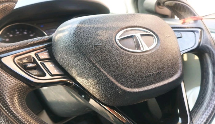 2018 Tata Tiago XZ PETROL, Petrol, Manual, 85,456 km, interior