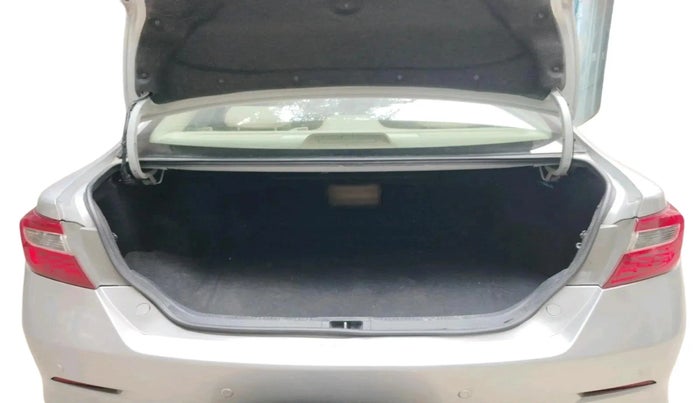 2012 Toyota Camry 2.5L AT, Petrol, Automatic, 85,318 km, exterior