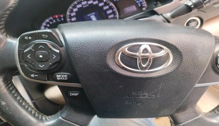 2012 Toyota Camry 2.5L AT, Petrol, Automatic, 85,318 km, interior