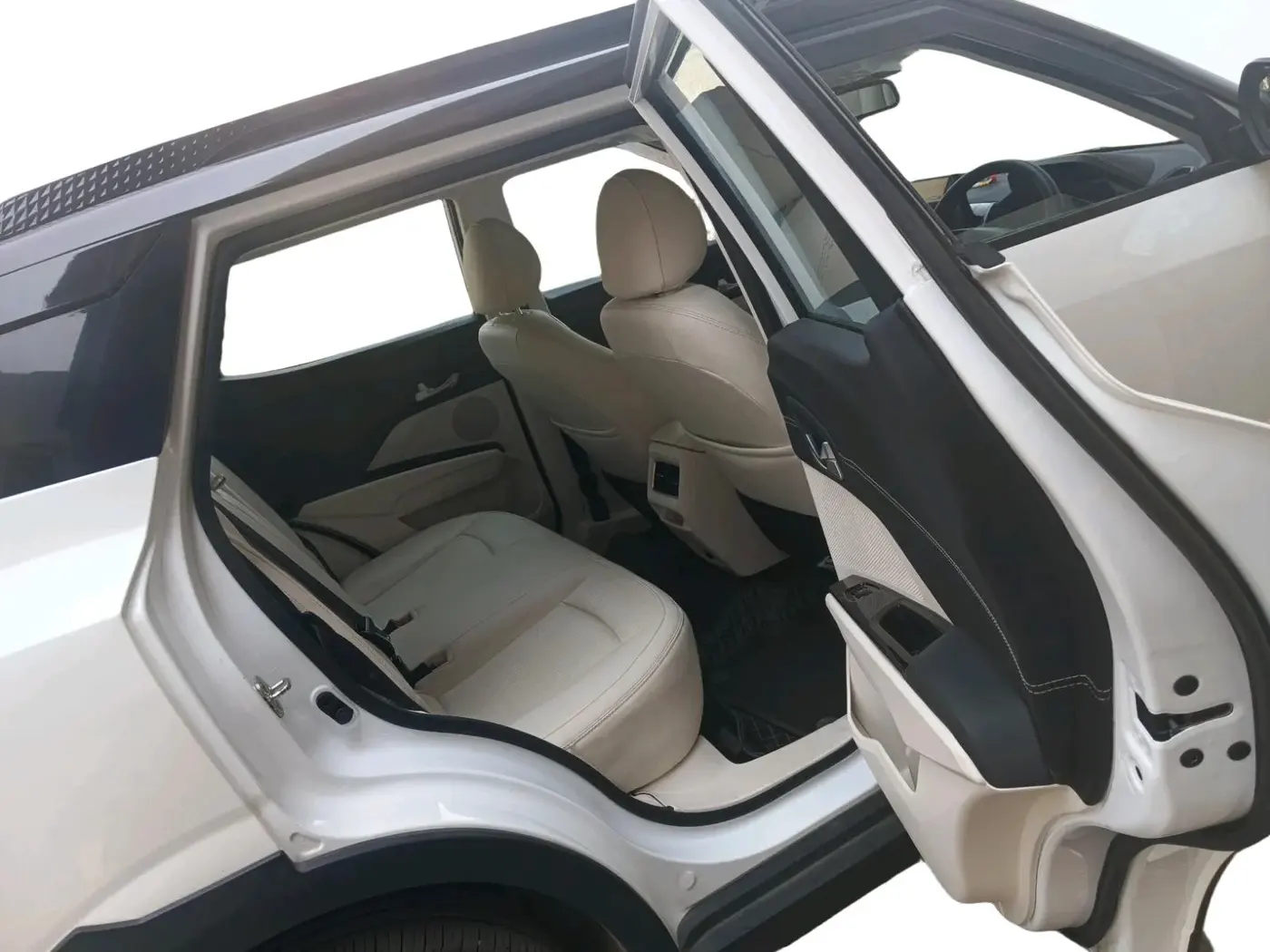 2024 Mahindra XUV 3XO AX7 1.2 TGDi AT, Petrol, Automatic, 5,360 km, interior