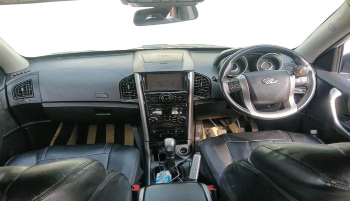 2019 Mahindra XUV500 W9, Diesel, Manual, 99,792 km, interior