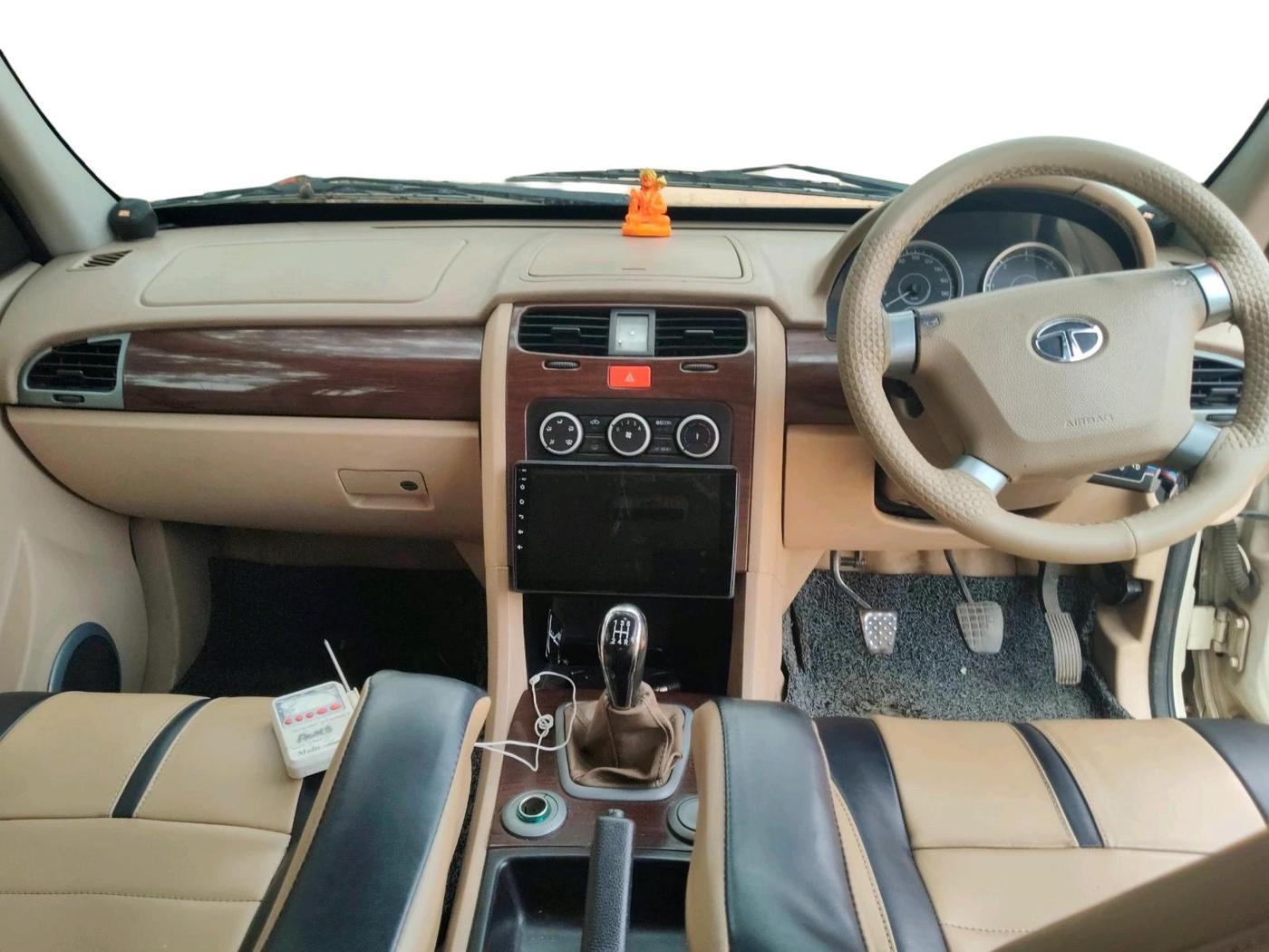 2014 Tata Safari Storme 2.2 VX 4X2, Diesel, Manual, 1,35,042 km, interior