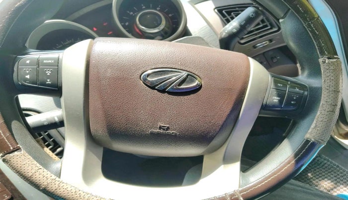 2014 Mahindra XUV500 W6, Diesel, Manual, 81,164 km, interior