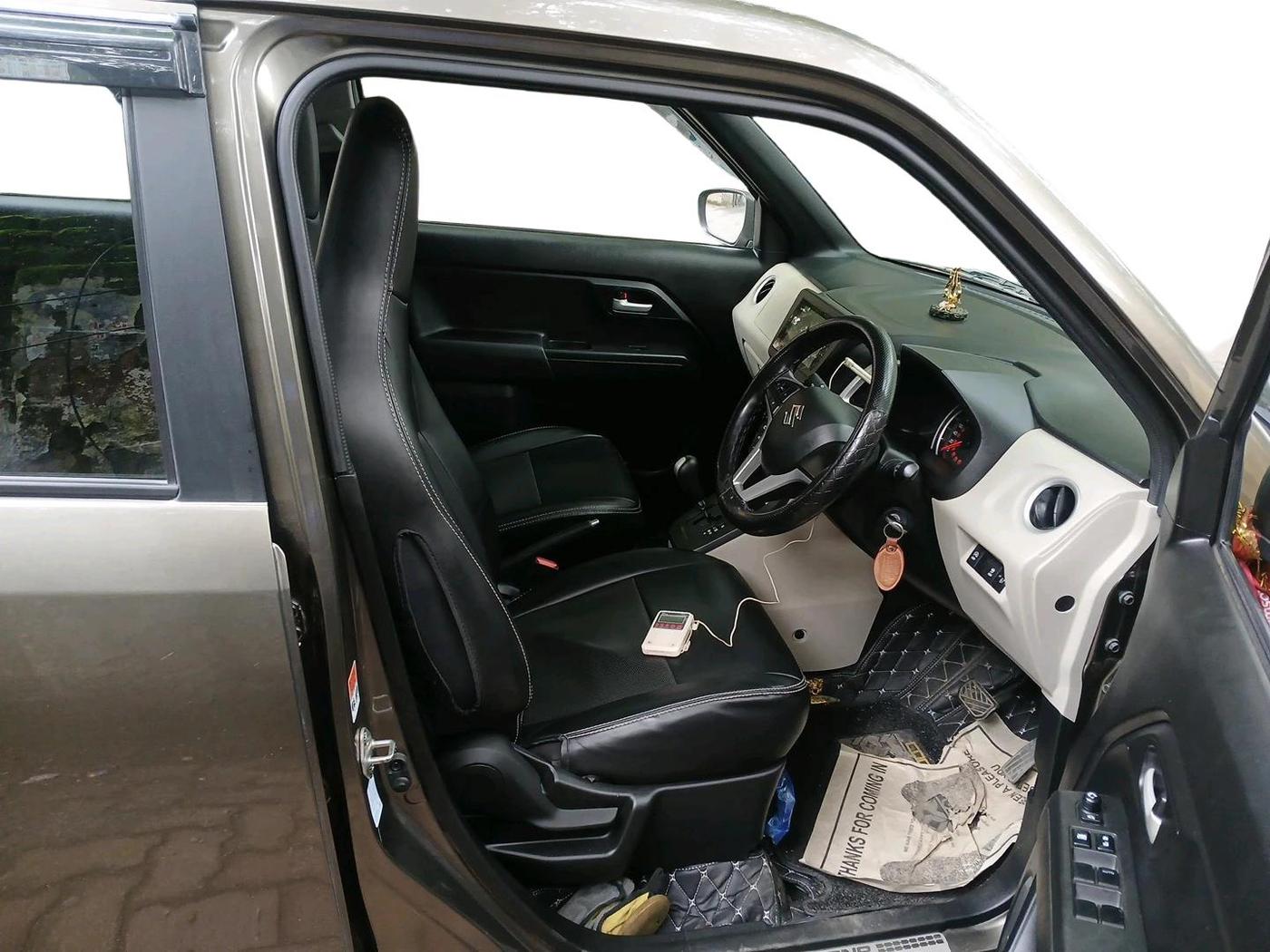 2025 Maruti New Wagon-R ZXI PLUS 1.2 AMT, Petrol, Automatic, 6,624 km, interior