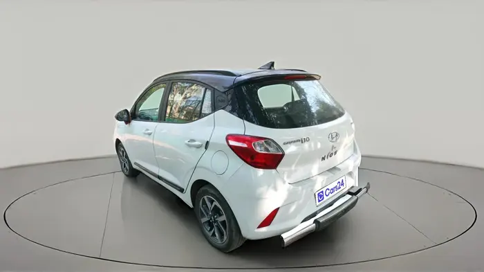 2020 Hyundai GRAND I10 NIOS SPORTZ 1.2 KAPPA VTVT DUAL TONE, Petrol, Manual, 16,795 km, exterior