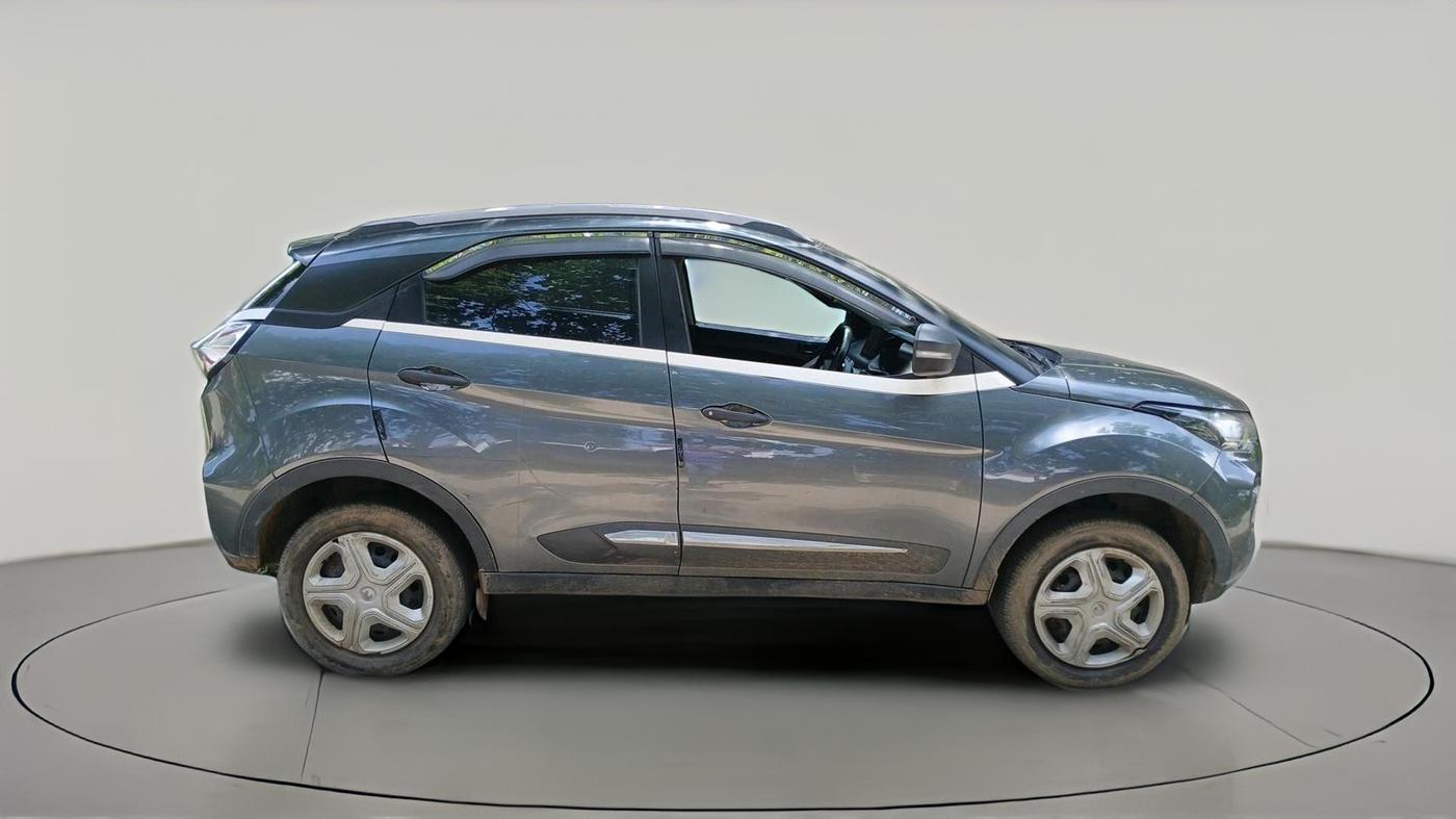 2023 Tata NEXON XM PETROL, Petrol, Manual, 41,343 km, exterior