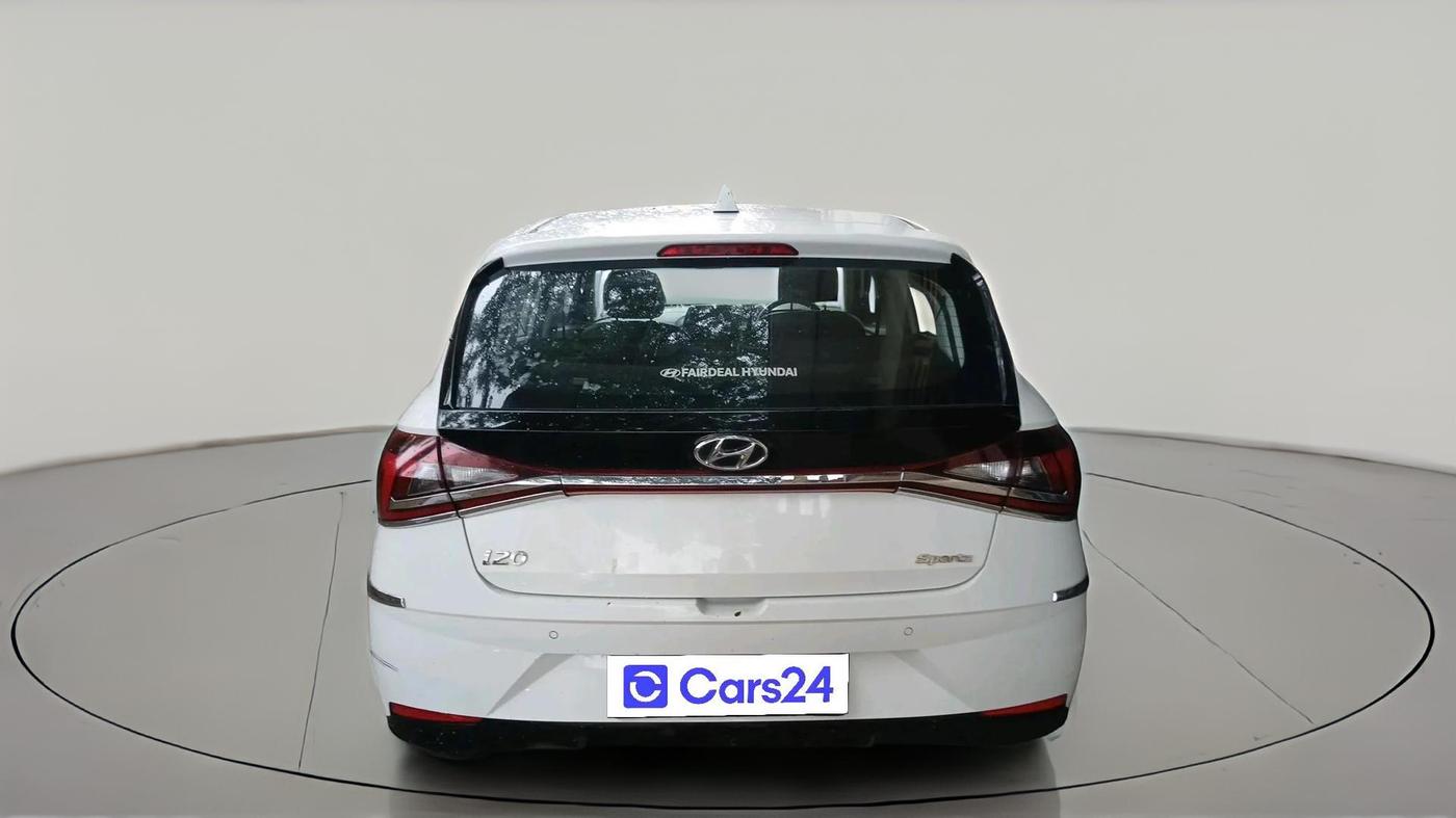 2022 Hyundai NEW I20 SPORTZ 1.2 MT, Petrol, Manual, 28,484 km, exterior