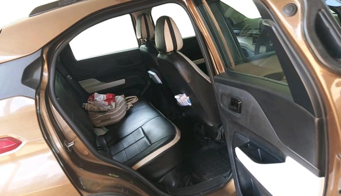 2022 Tata PUNCH ACCOMPLISHED MT, Petrol, Manual, 1,00,211 km, interior