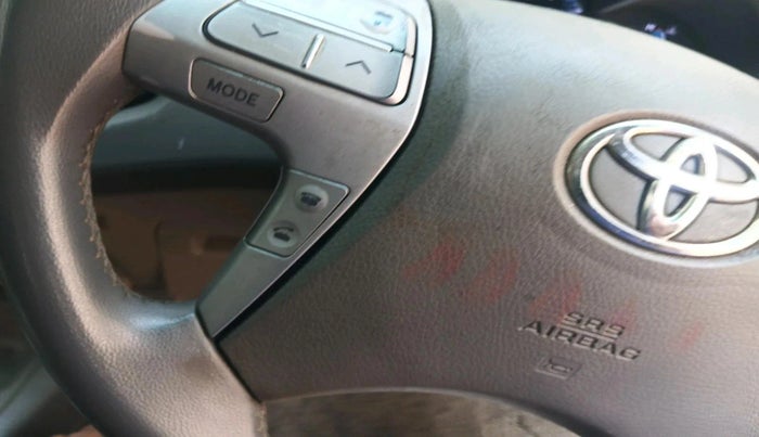 2013 Toyota Fortuner 3.0 4X2 AT, Diesel, Automatic, 1,13,150 km, interior