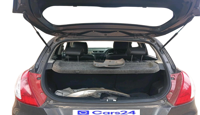 2015 Maruti Swift VXI, Petrol, Manual, 16,901 km, exterior