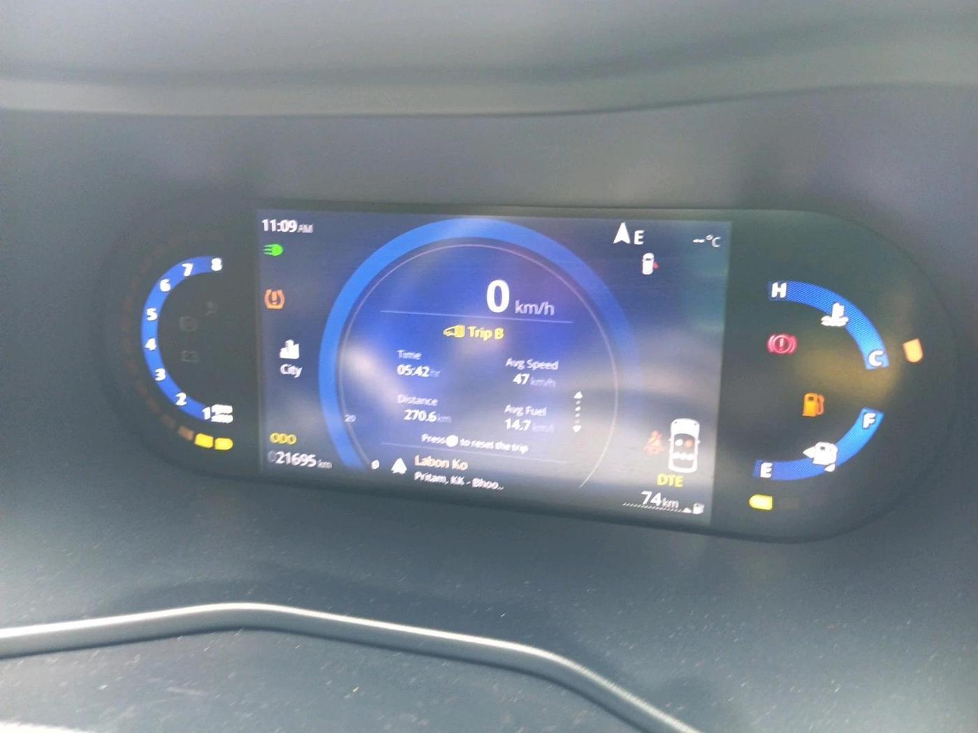 2024 Tata NEXON Creative Plus S 1.2 Revotron 6MT Dark Edition, Petrol, Manual, 22,500 km, interior